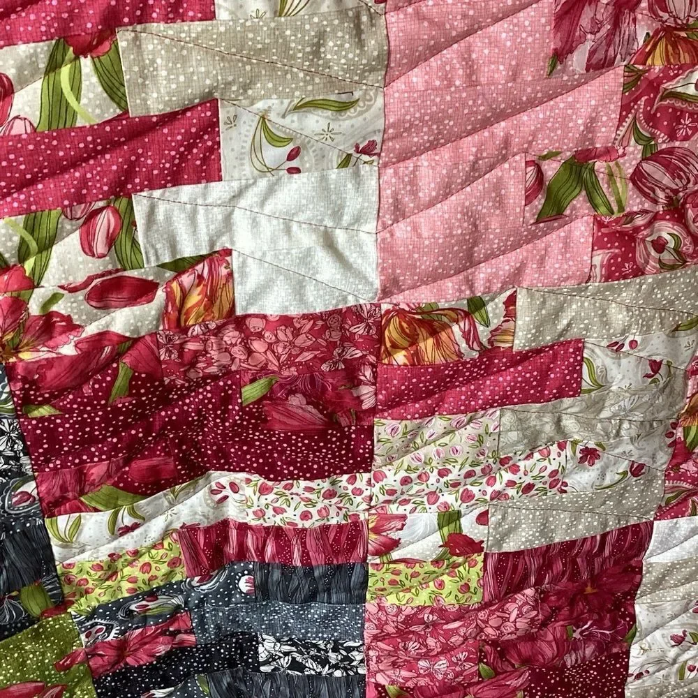 Hand Crafted Tulip Tango Quilt